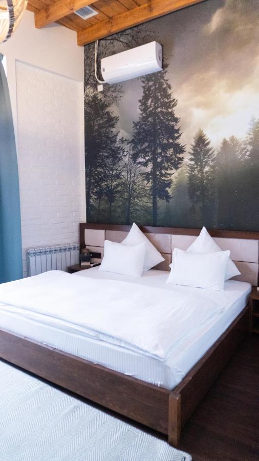 Alpen Park Hotell Tsjimkent Eksteriør bilde